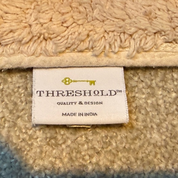 Festive Pumpkin Rug - Picture 2 of 4